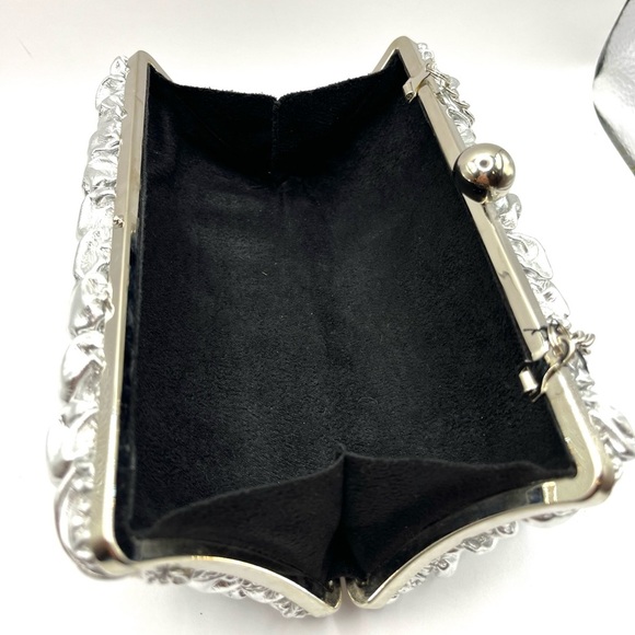 Silver Textured Clutch Puffy Evening Bag with Chain Strap Vintage - Picture 6 of 10